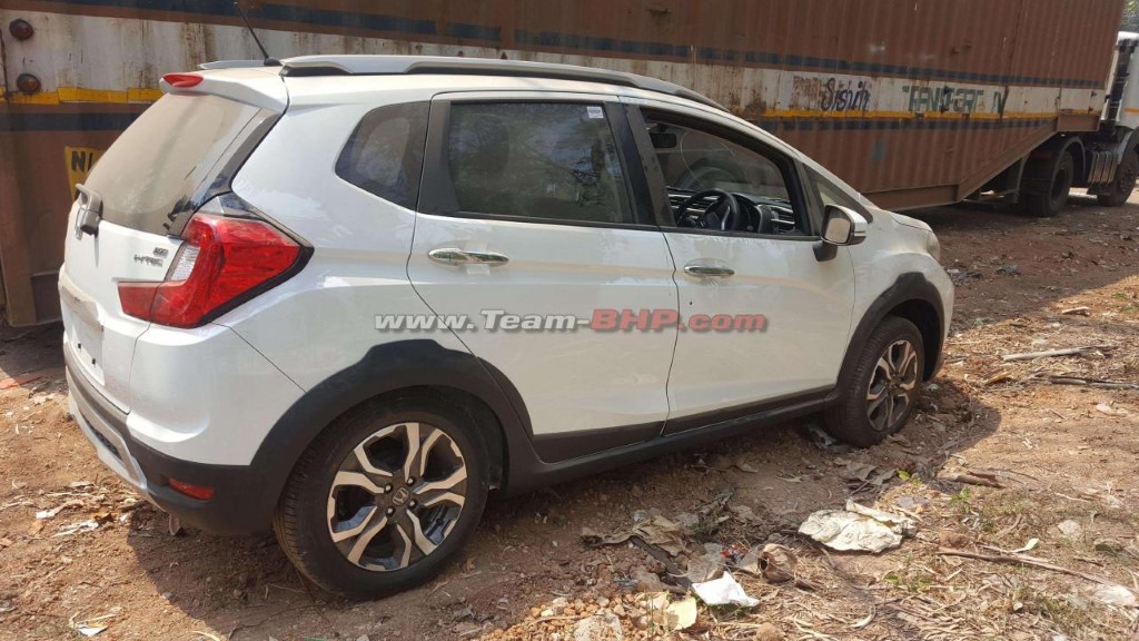 Honda WR-V Side Profile