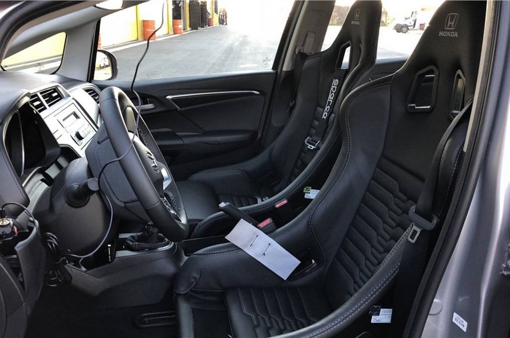 Honda WR-V Turbo Interior