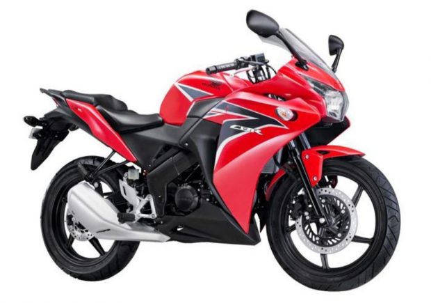 Honda CBR150R Red Colour