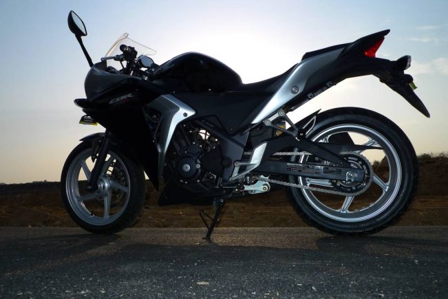 Honda CBR250R Black