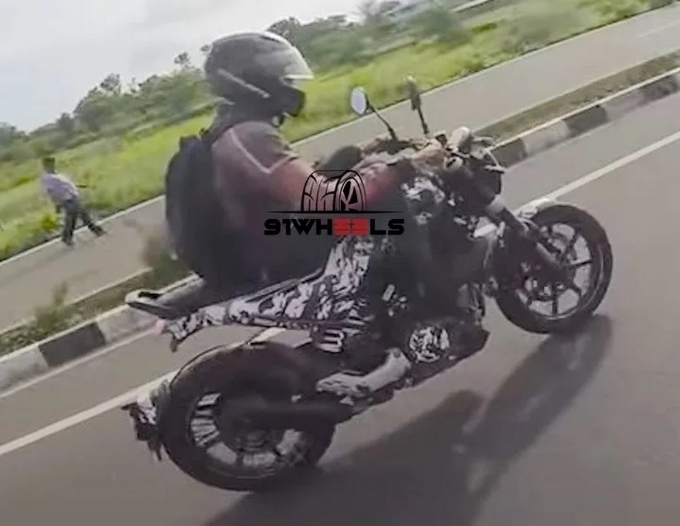 Husqvarna Svarpilen 200 Spied