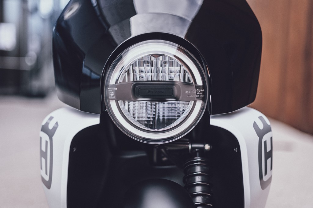 Husqvarna Vektorr Concept Headlight