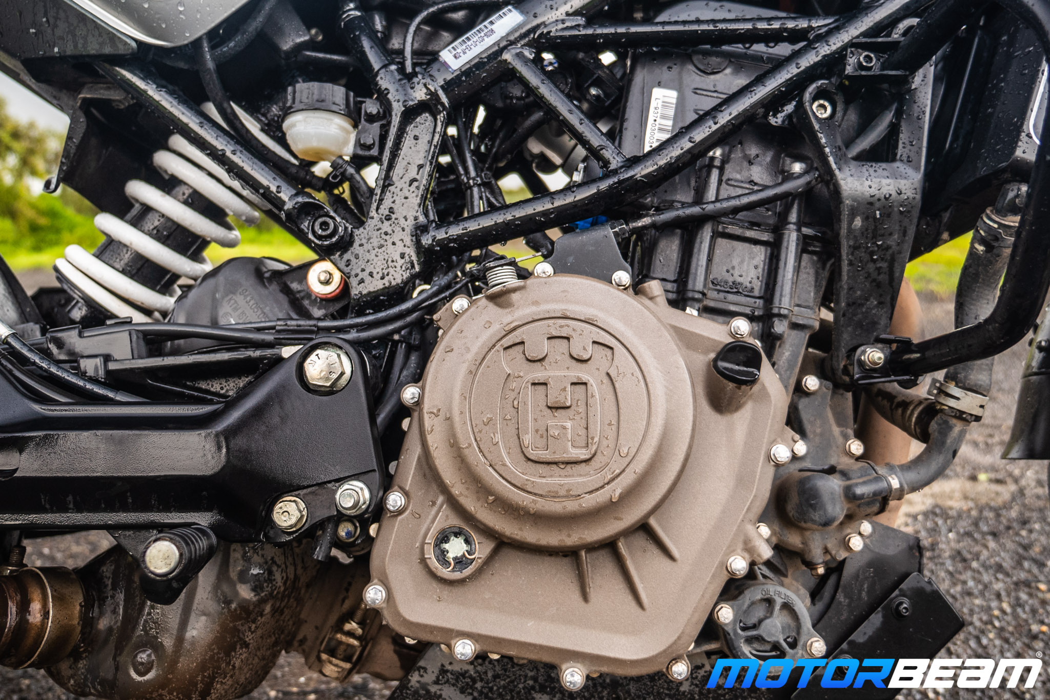 Husqvarna Vitpilen & Svartpilen 250 Review 31