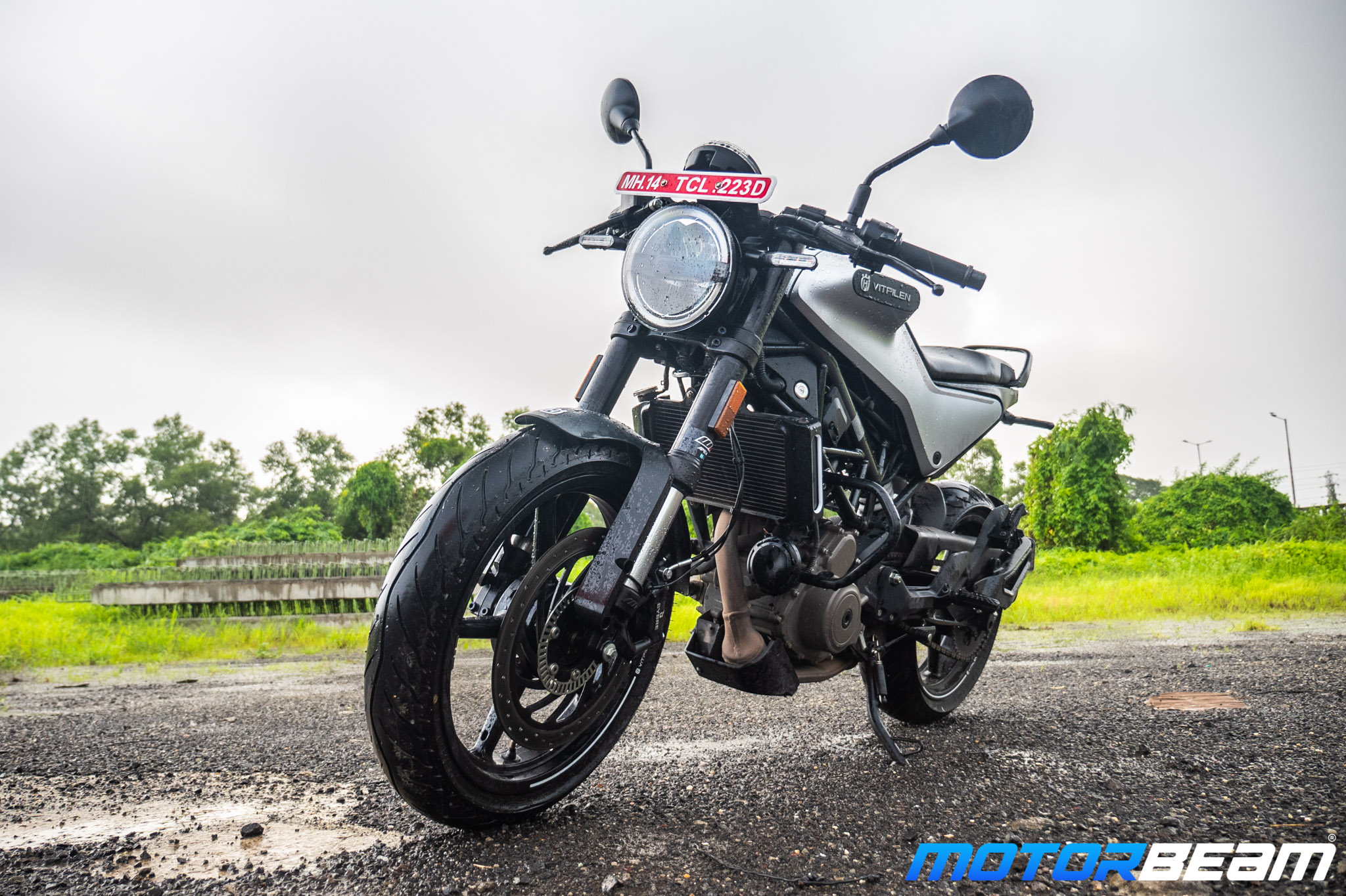 Husqvarna Vitpilen & Svartpilen 250 Review (36)