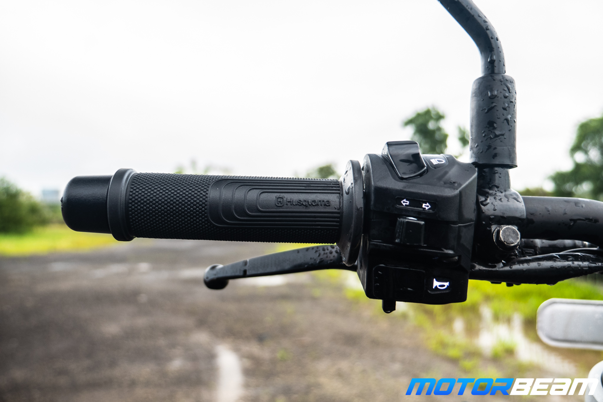 Husqvarna Vitpilen & Svartpilen 250 Review (59)