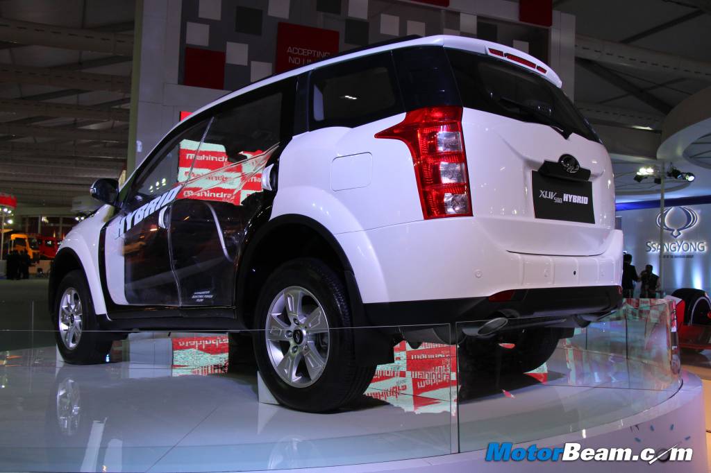 Hybrid Mahindra XUV500 2014
