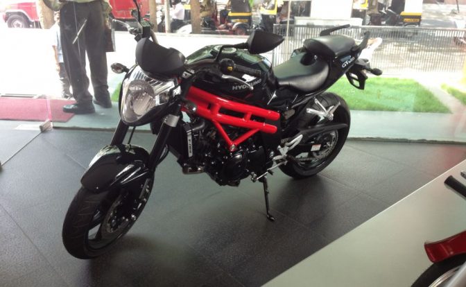 Hyosung gt650n limited edition