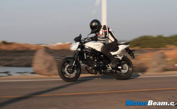 Hyosung GT650N Review