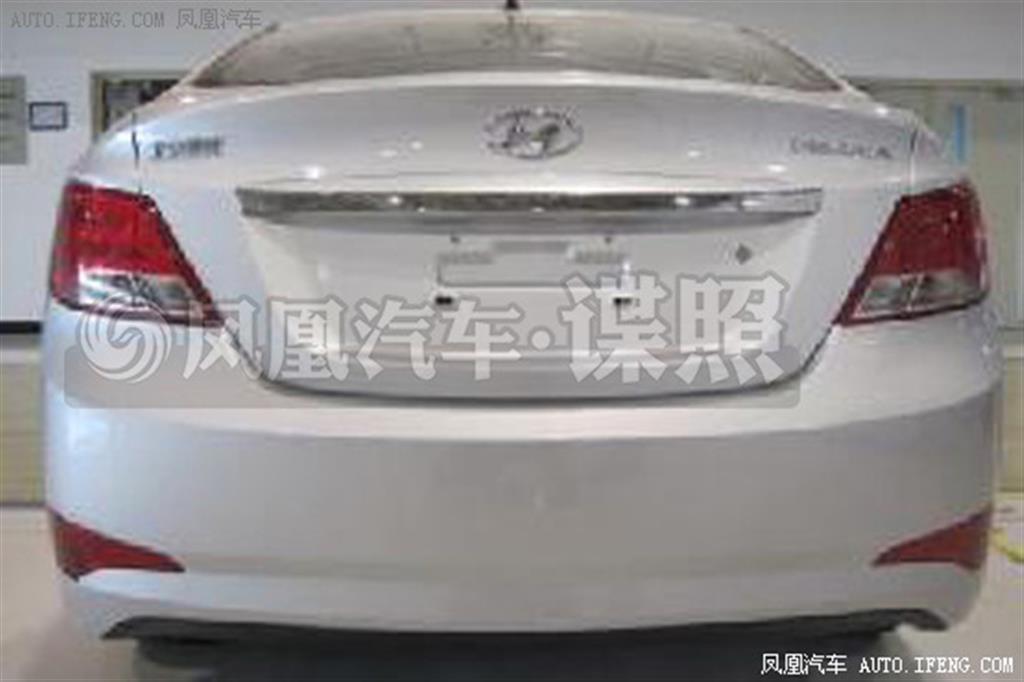 Hyunda-Verna-Facelift-Rear