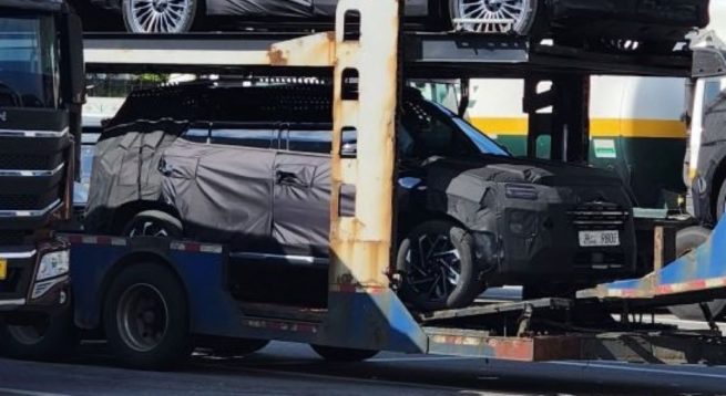 Hyundai Alcazar Prototype Spotted