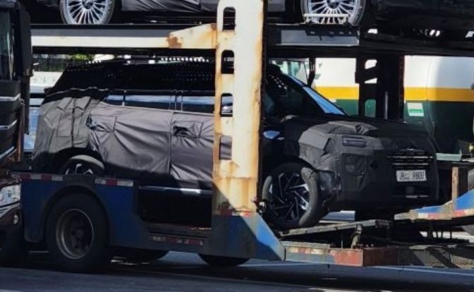 Hyundai Alcazar Prototype Spotted