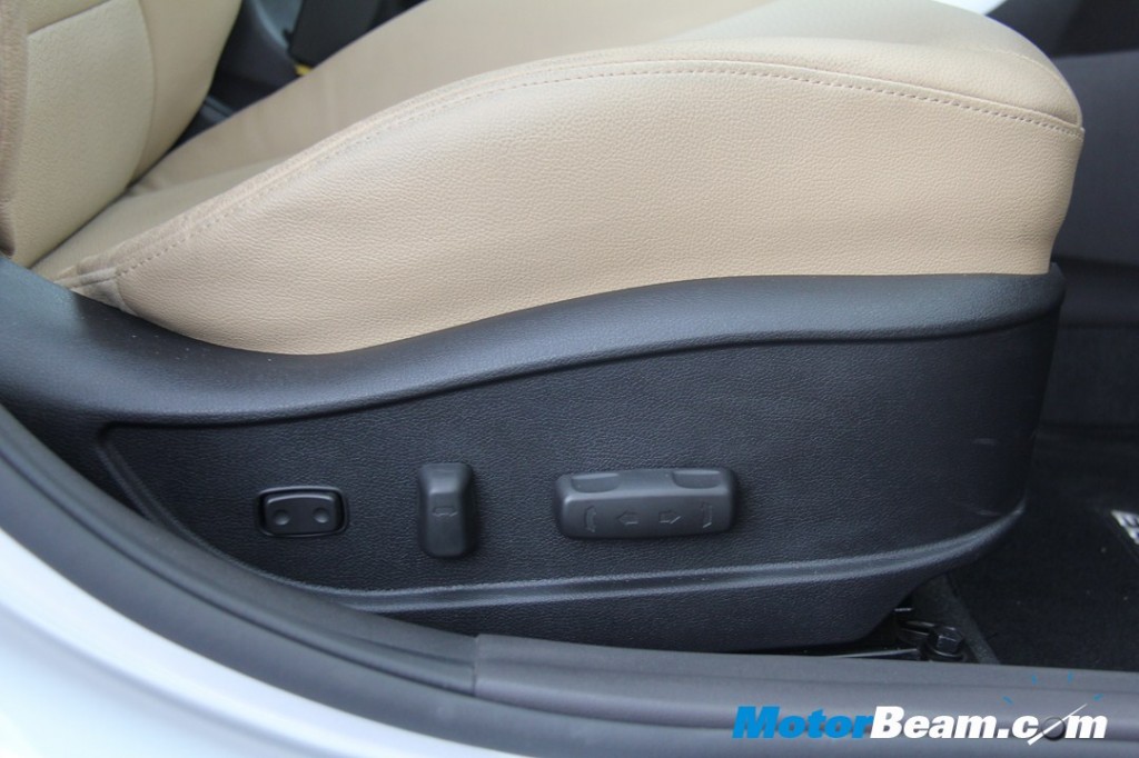 Hyundai-Elantra-Drivers-Seat 10 Way Adjustable Drivers Seat