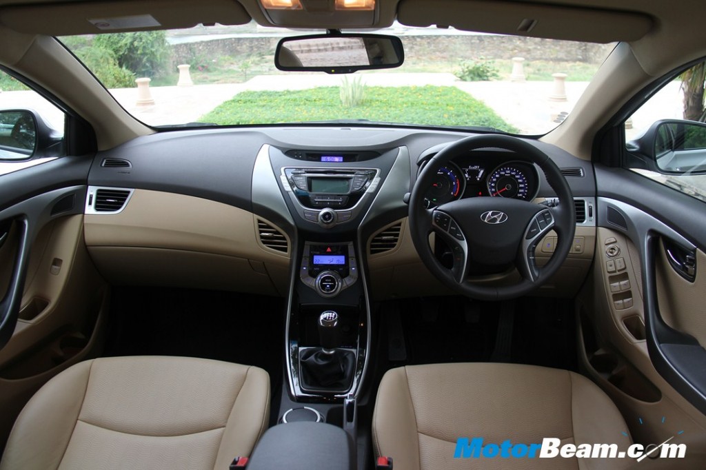 Hyundai-Elantra-Interiors Interiors