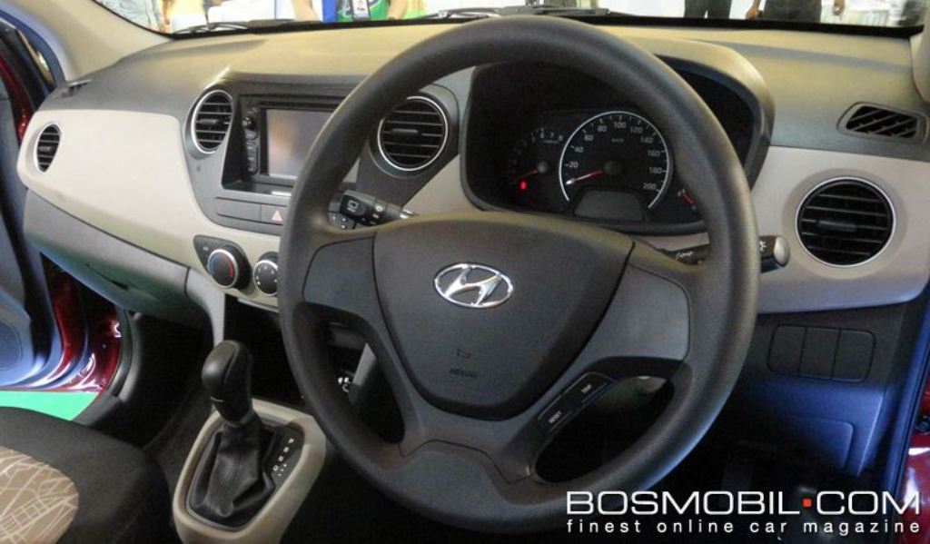 Hyundai Grand i10 Indonesia Dashboard