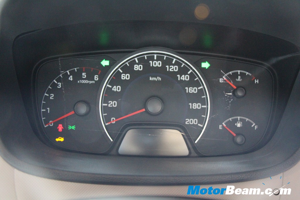 Hyundai Grand i10 Instrument