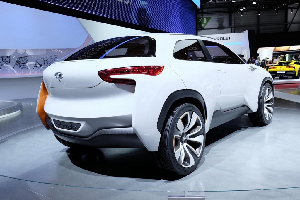 Hyundai Intrado Concept Rear