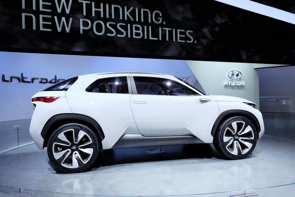 Hyundai Intrado Concept Side