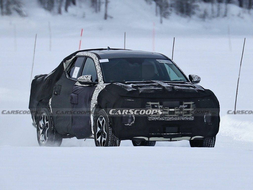 Hyundai Santa Cruz Spotted Front