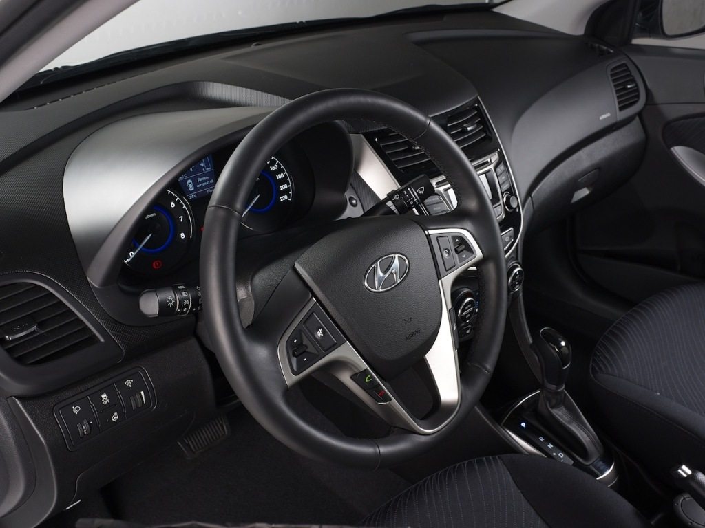 Hyundai Solaris Facelift Interior