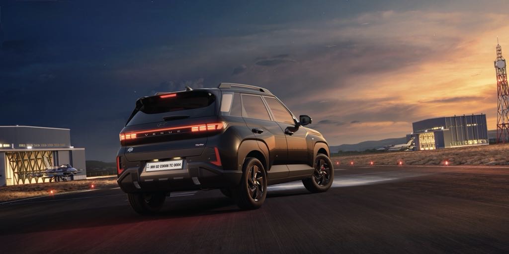 Hyundai Venue Knight Rear