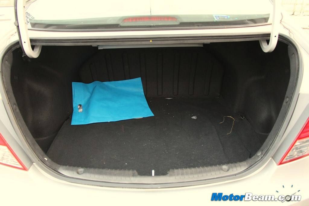 Hyundai Verna Shootout Boot