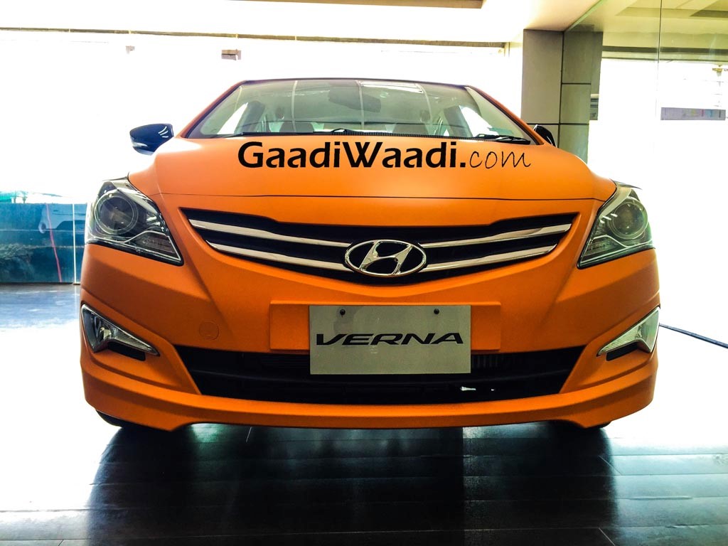Hyundai Verna Wrap Front Showroom