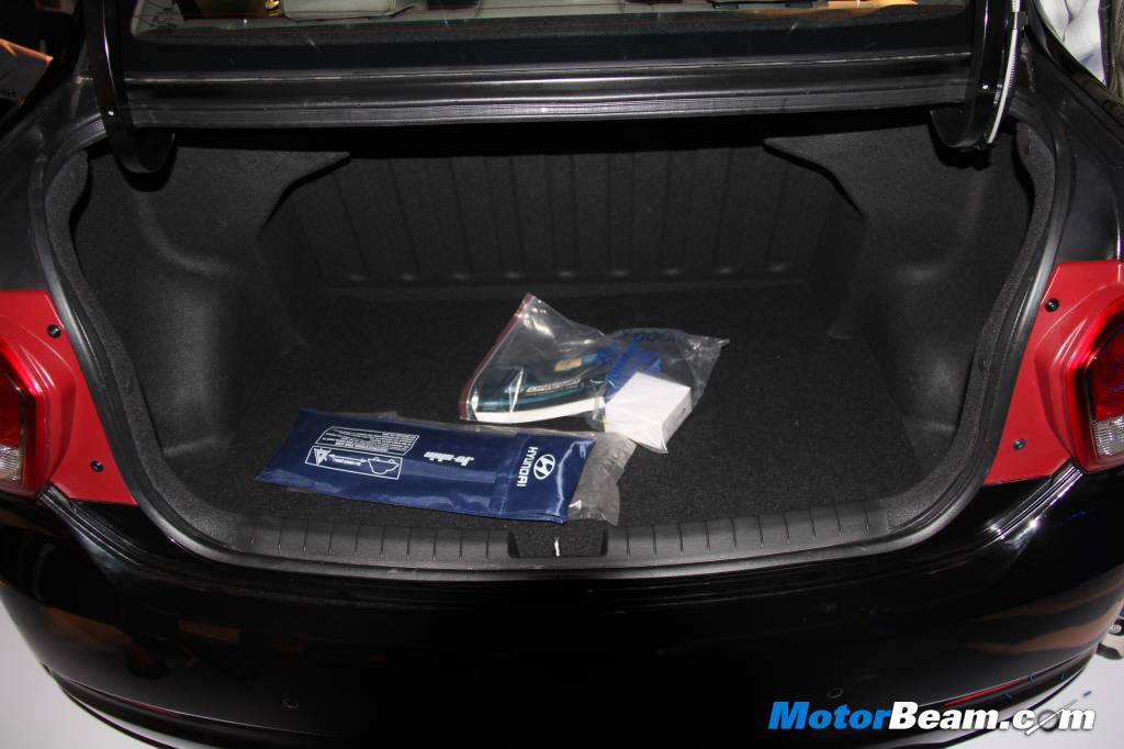 Hyundai Xcent Boot Space