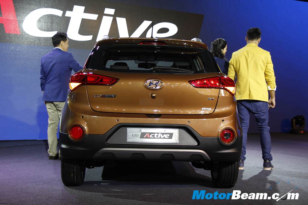 Hyundai i20 Active Launch Rear