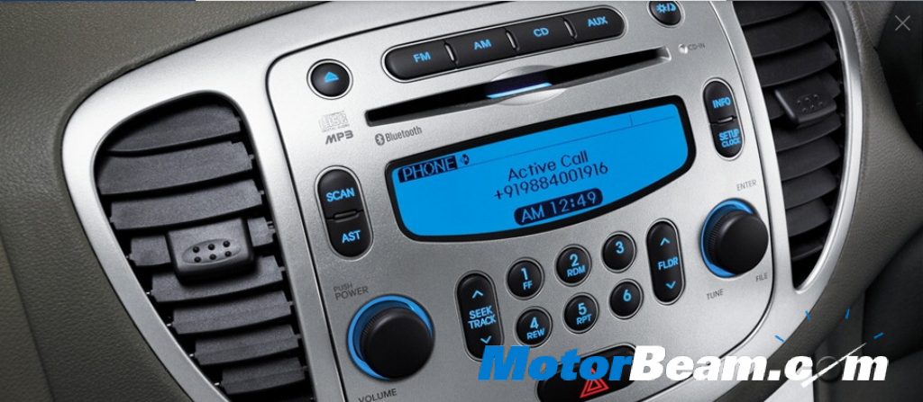 Hyundai_i10_Phone_Call Hyundai_i10_Phone_Call
