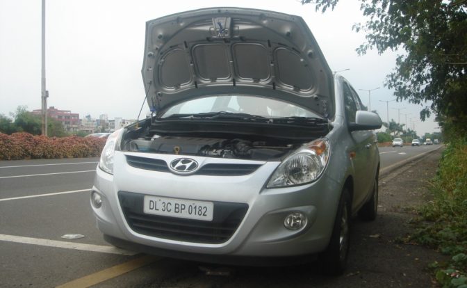 Hyundai_i20_Diesel_Hood