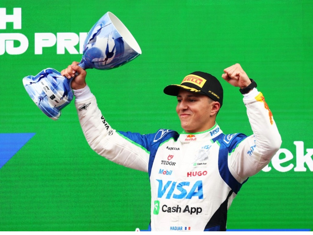 Isack Hadjar podium