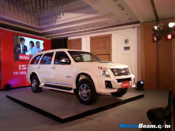 Isuzu MU7 SUV