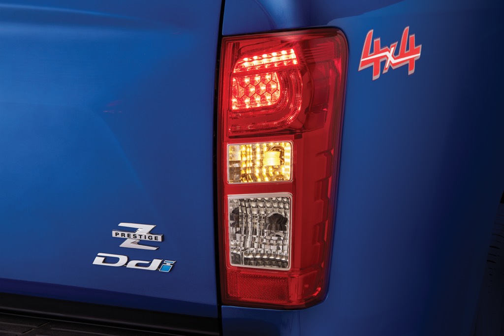 Isuzu V-Cross Facelift Tail Light