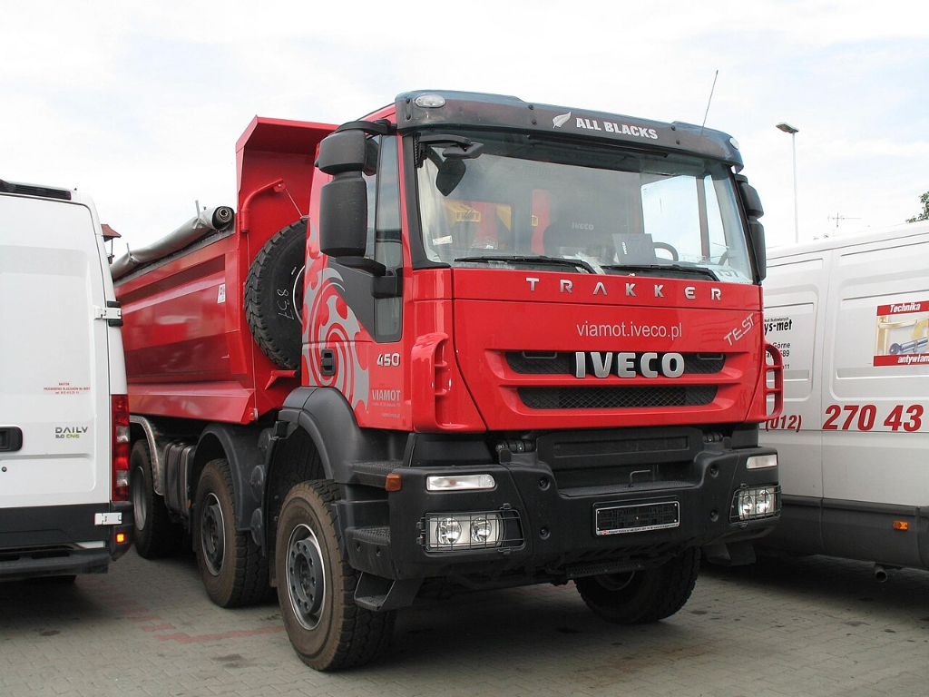 Iveco Trakker front