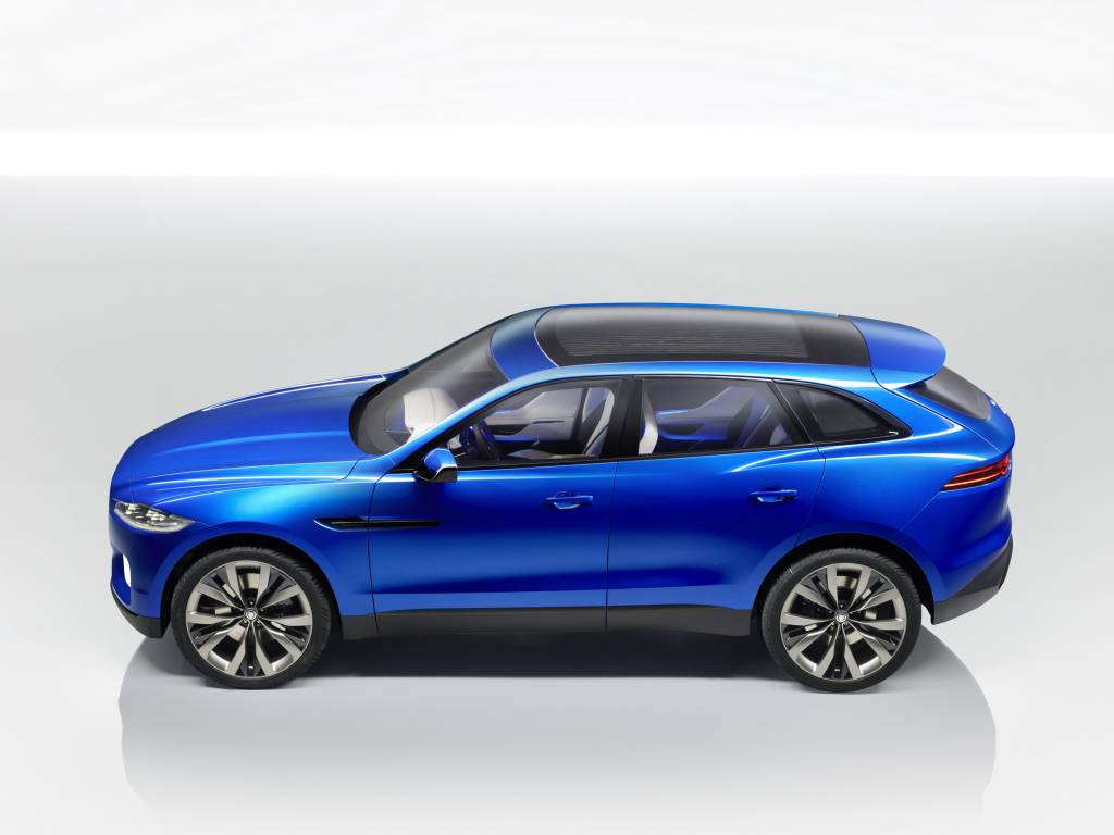 Jaguar C-X17 Crossover Side
