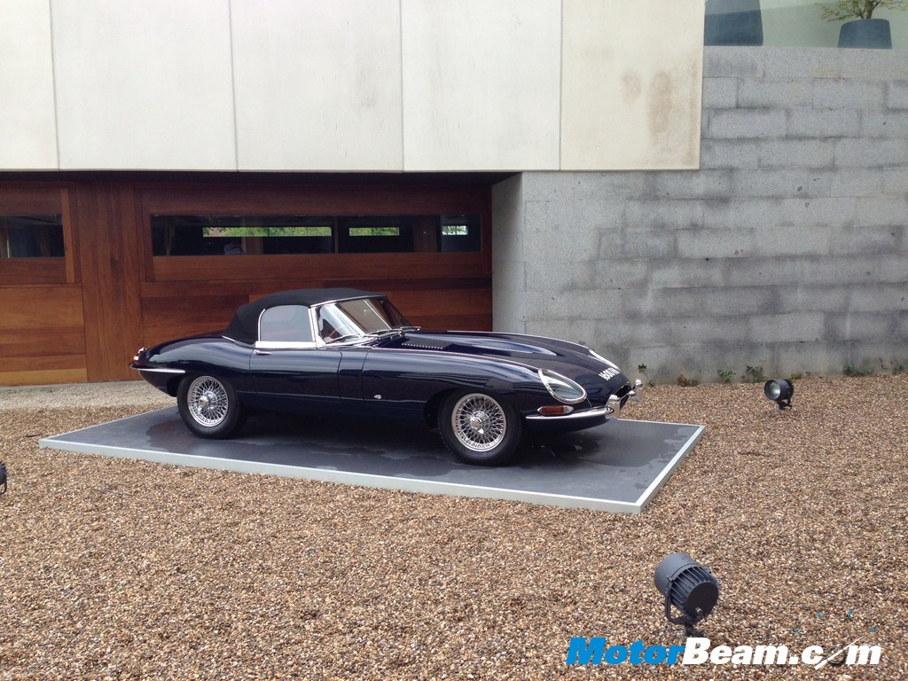 Jaguar E Type Side Profile