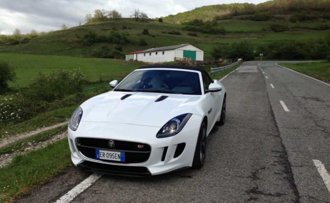 Jaguar F-Type V6S