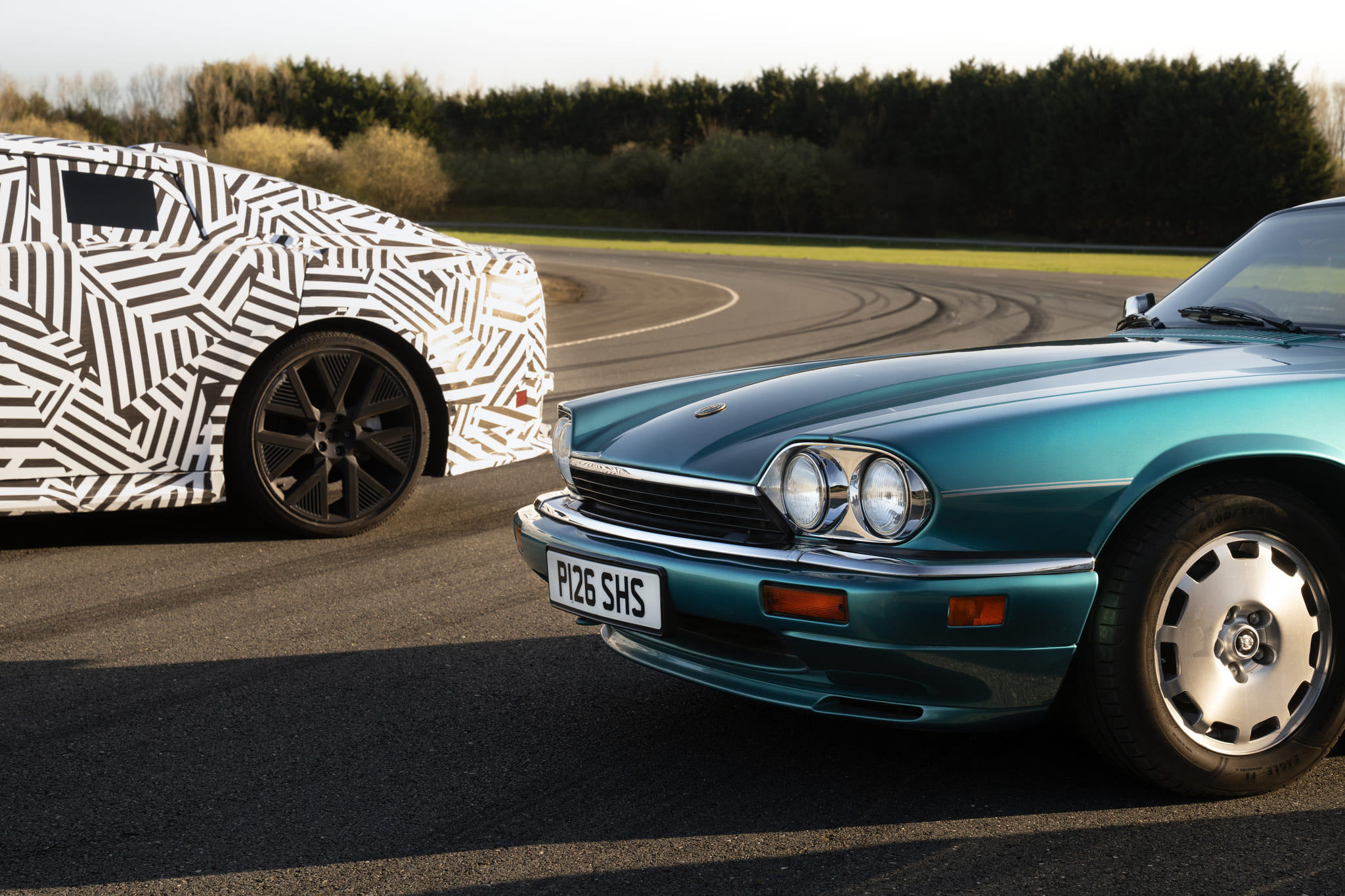 Jaguar GT 5