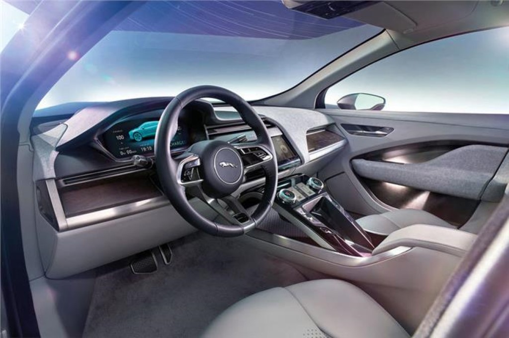 Jaguar I-Pace Dashboard