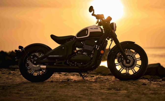 Jawa 42 Bobber Black Mirror Price