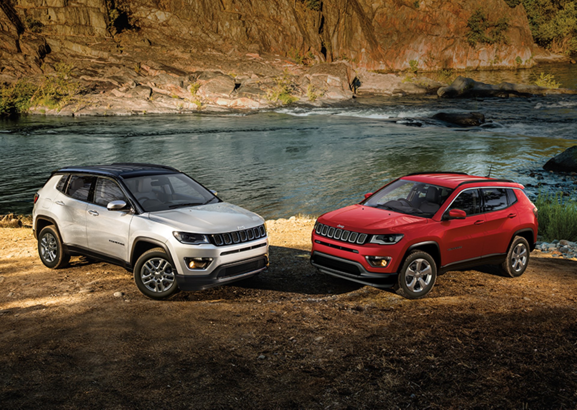 Jeep Compass - Silver and Red