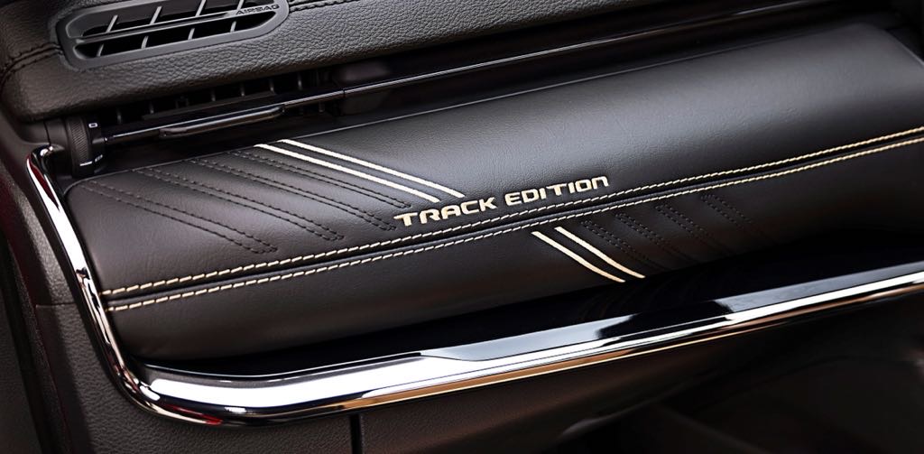Jeep Compass Track Edition Features