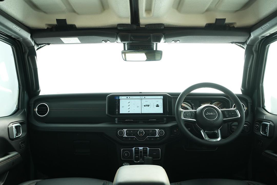Jeep Wrangler Facelift Interior