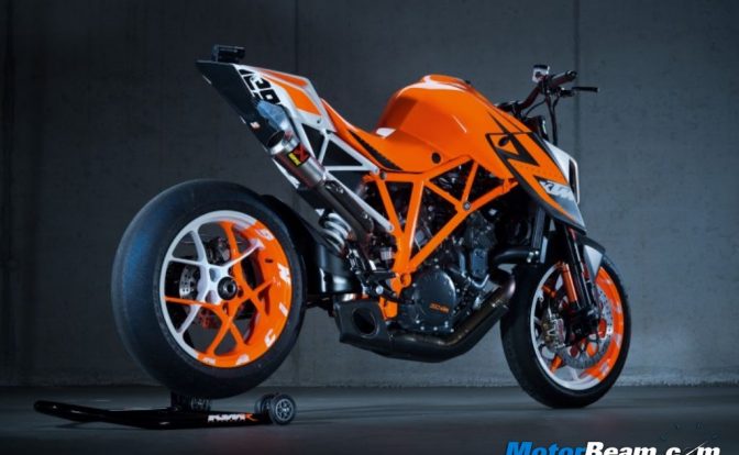 KTM 1290 Superduke R Wallpaper