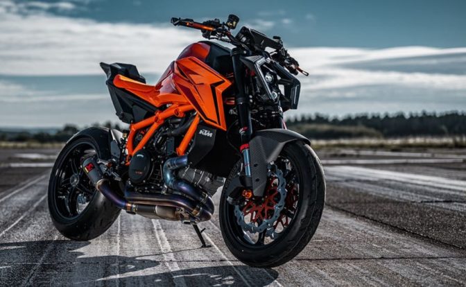 KTM 1390 Super Duke R