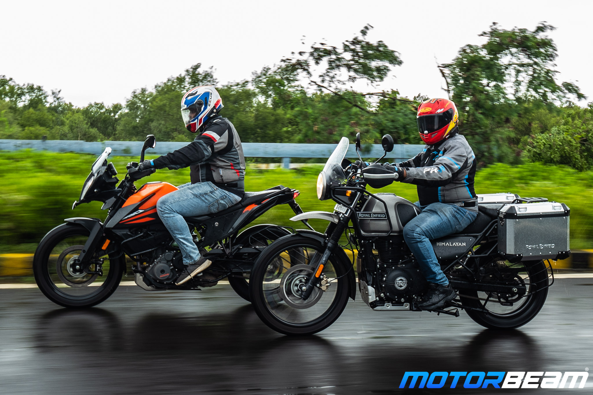 KTM 390 Adventure vs Royal Enfield Himalayan Comparison Review 15