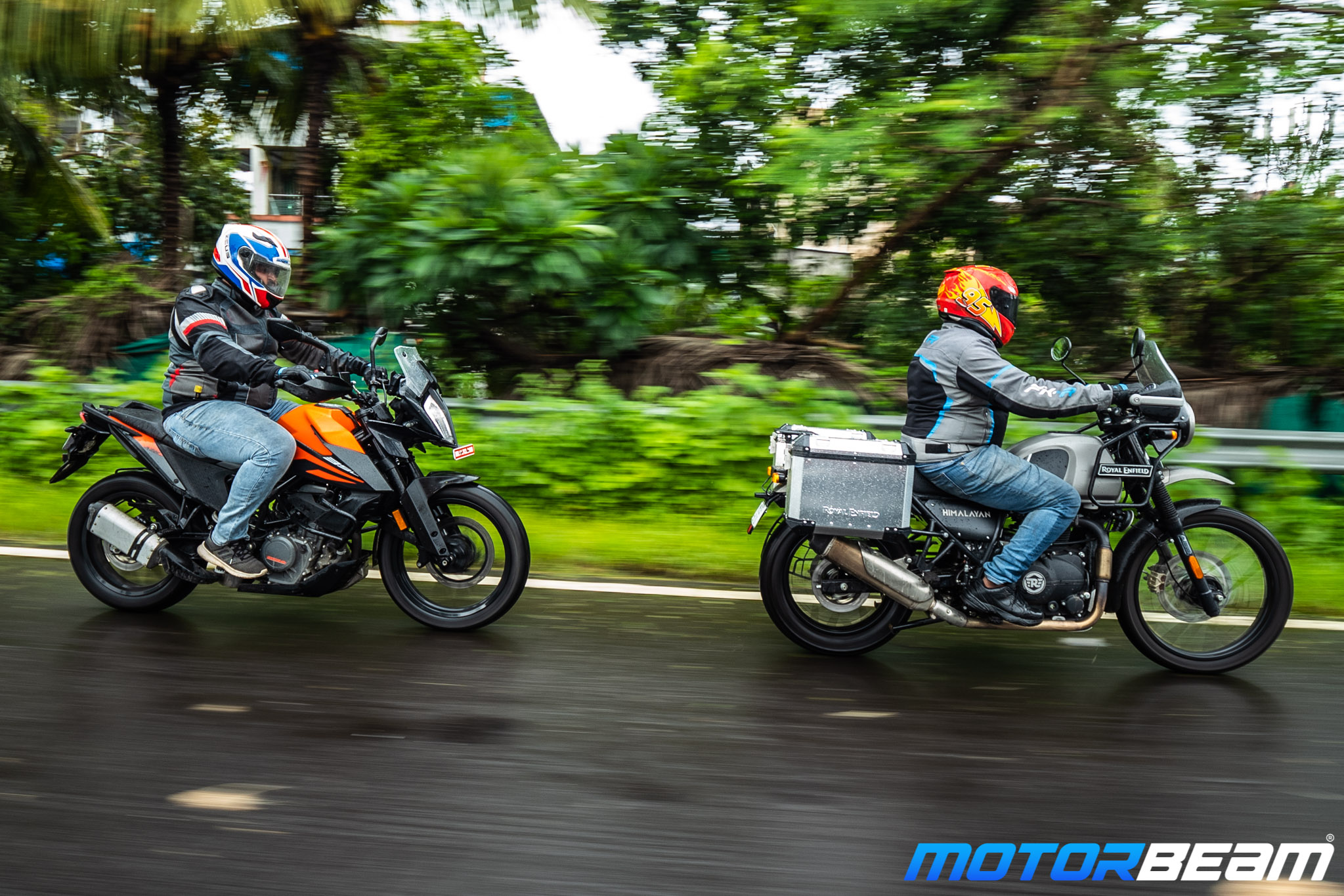 KTM 390 Adventure vs Royal Enfield Himalayan Comparison Review 19