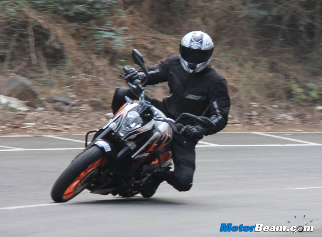 KTM Duke 390 Handling Test KTM Duke 390 Handling Test