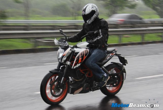 KTM Duke 390 Review