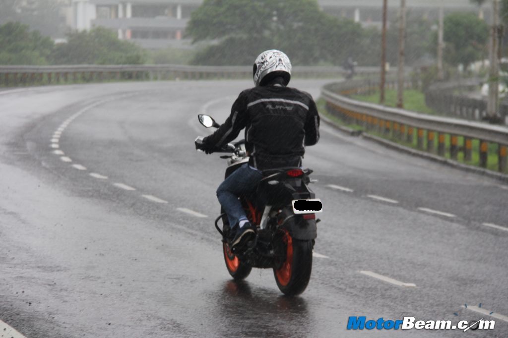 KTM Duke 390 Ride Quality